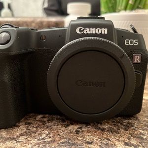 Canon EoS RP BODY ONLY
